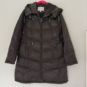 Dark grey puffer down jacket